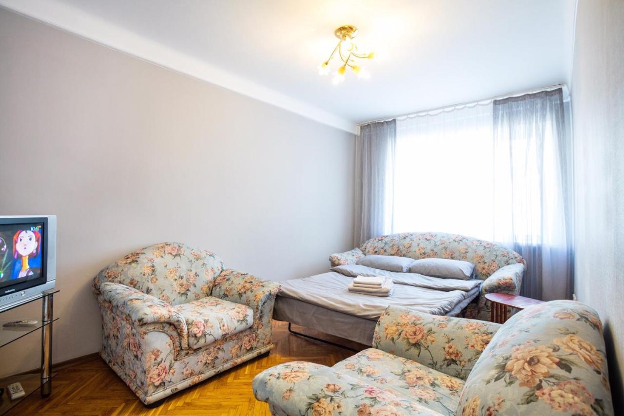 Apartment Near Metro Pecherskaya Kiev Exterior foto