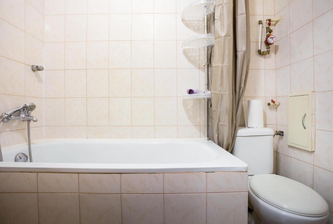 Apartment Near Metro Pecherskaya Kiev Exterior foto