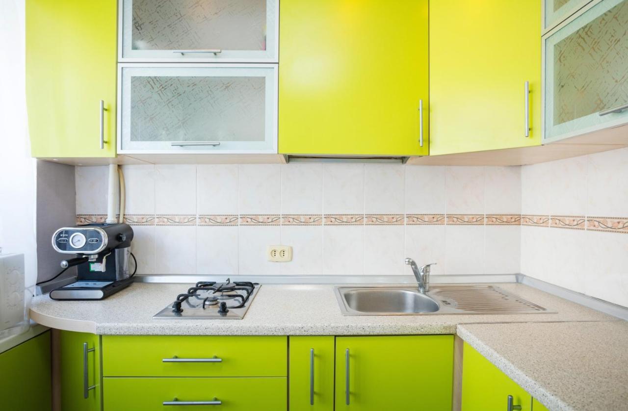 Apartment Near Metro Pecherskaya Kiev Exterior foto