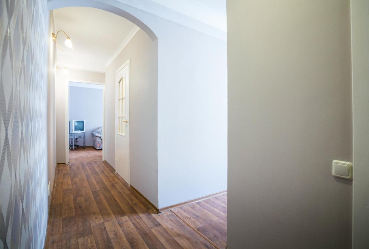 Apartment Near Metro Pecherskaya Kiev Exterior foto